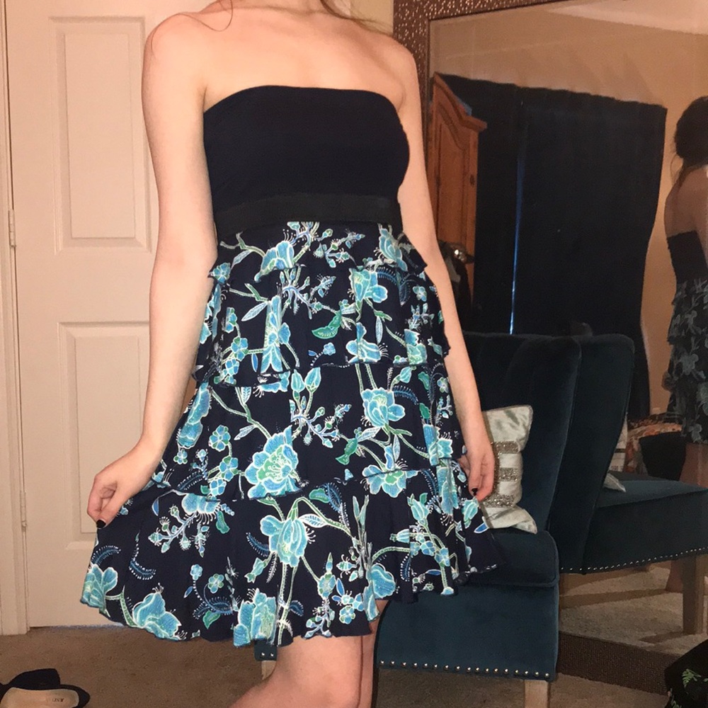 Strapless cutie is a must have!
